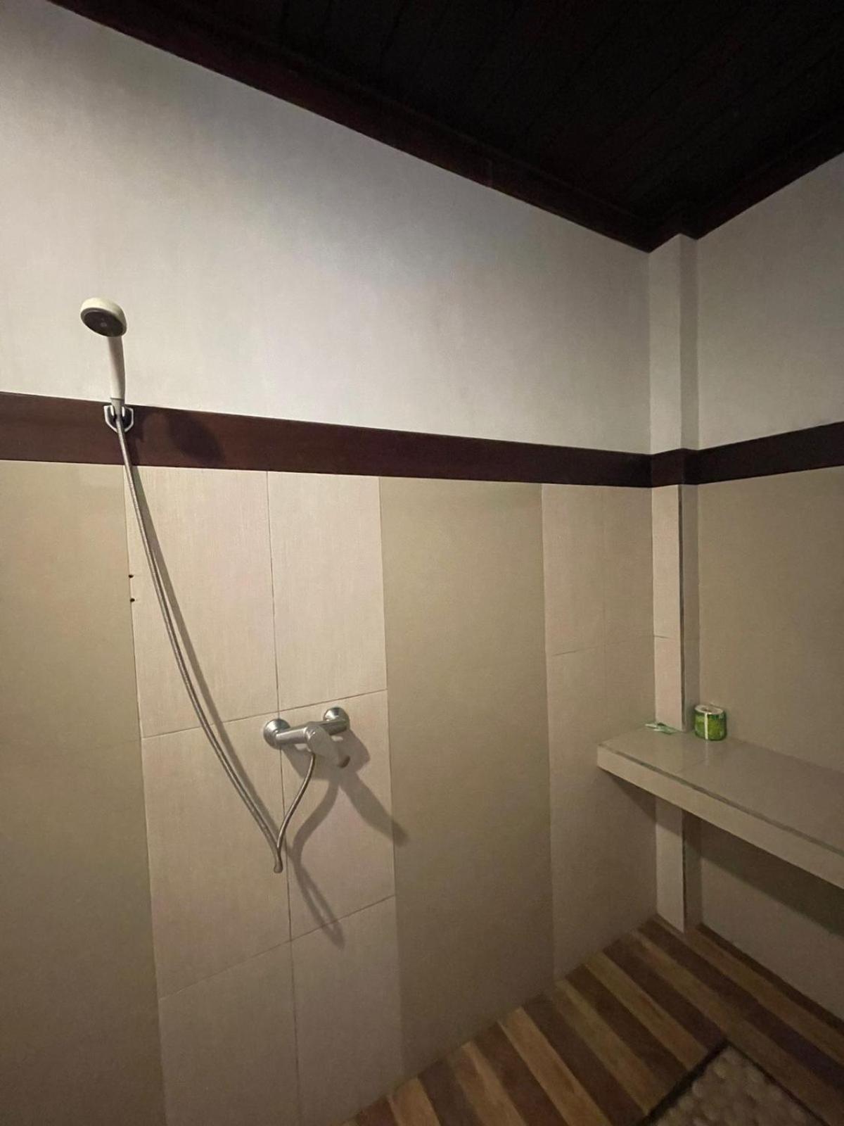 Bali Munduk Delux Bungalow Villa Singaraja エクステリア 写真
